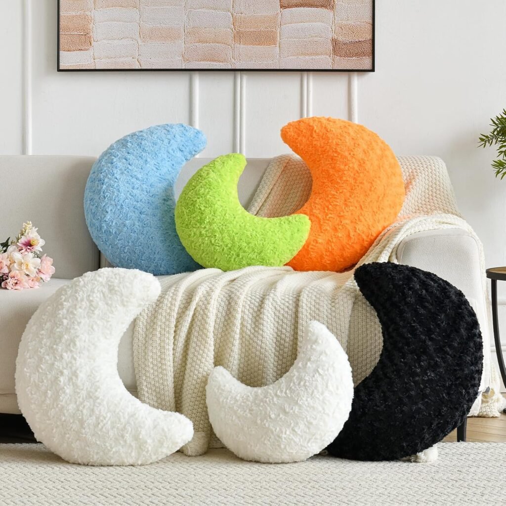 Crescent-Shaped Cushions