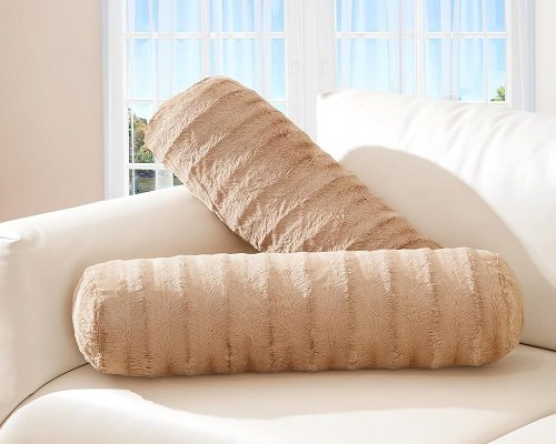 Understanding Bolster Pillows: A Guide to Types, Benefits, and Uses